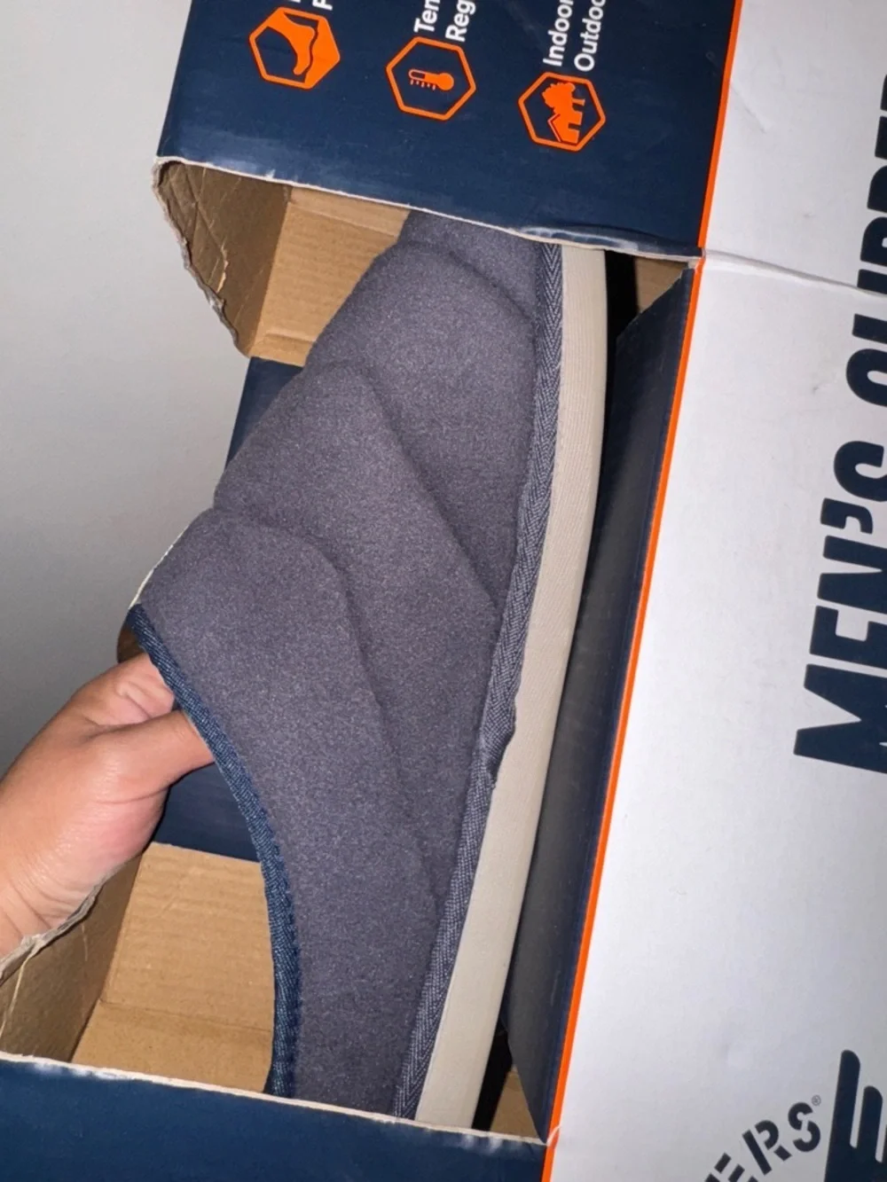 Dockers men’s slippers